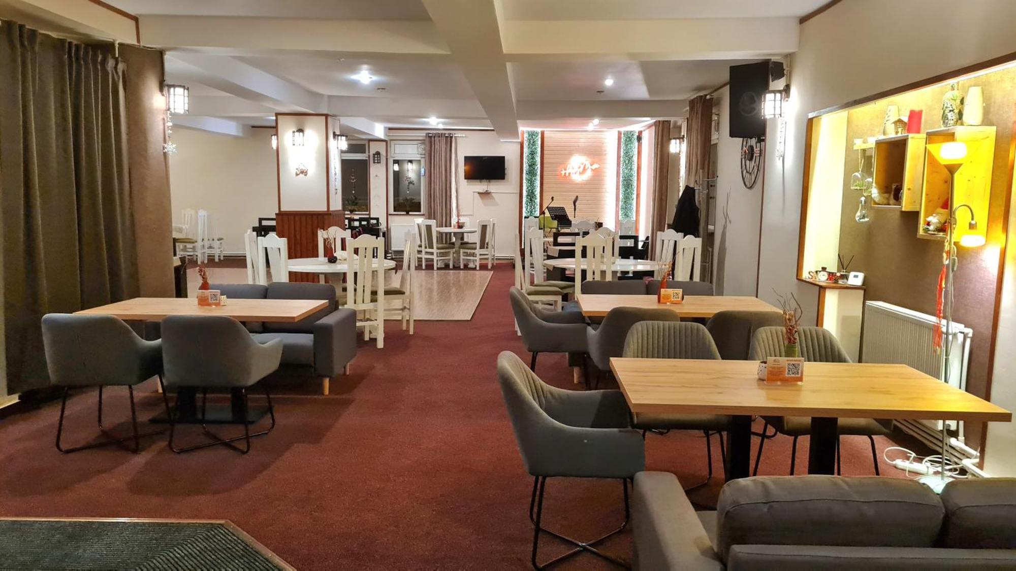 Pensiunea Happy Inn Dornavátra Kültér fotó