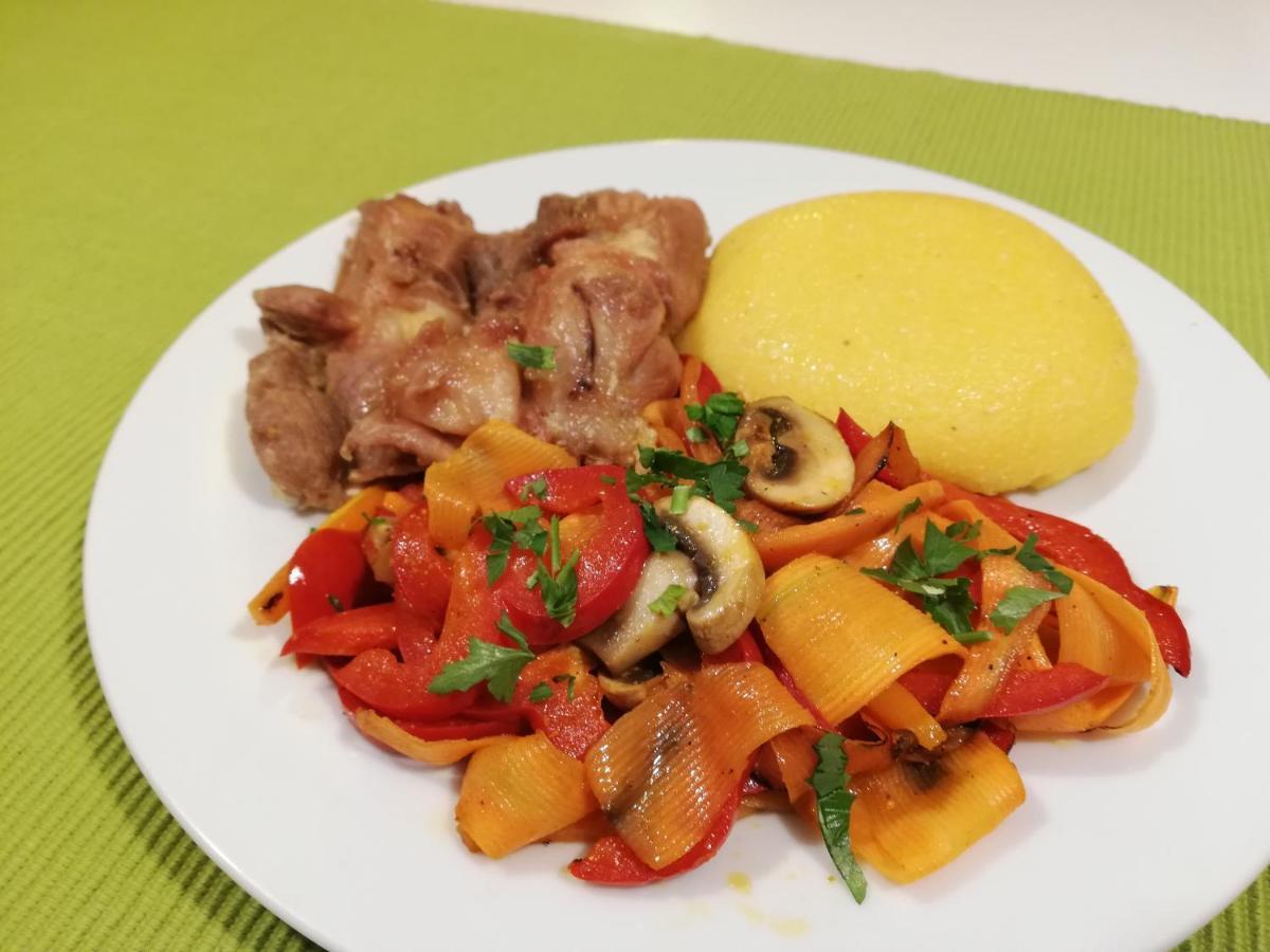 Pensiunea Happy Inn Dornavátra Kültér fotó